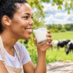Colombia llega a 168 litros de leche por habitante, pero persisten brechas de consumo Colombia llega a 168 litros de leche por habitante, pero persisten brechas de consumo