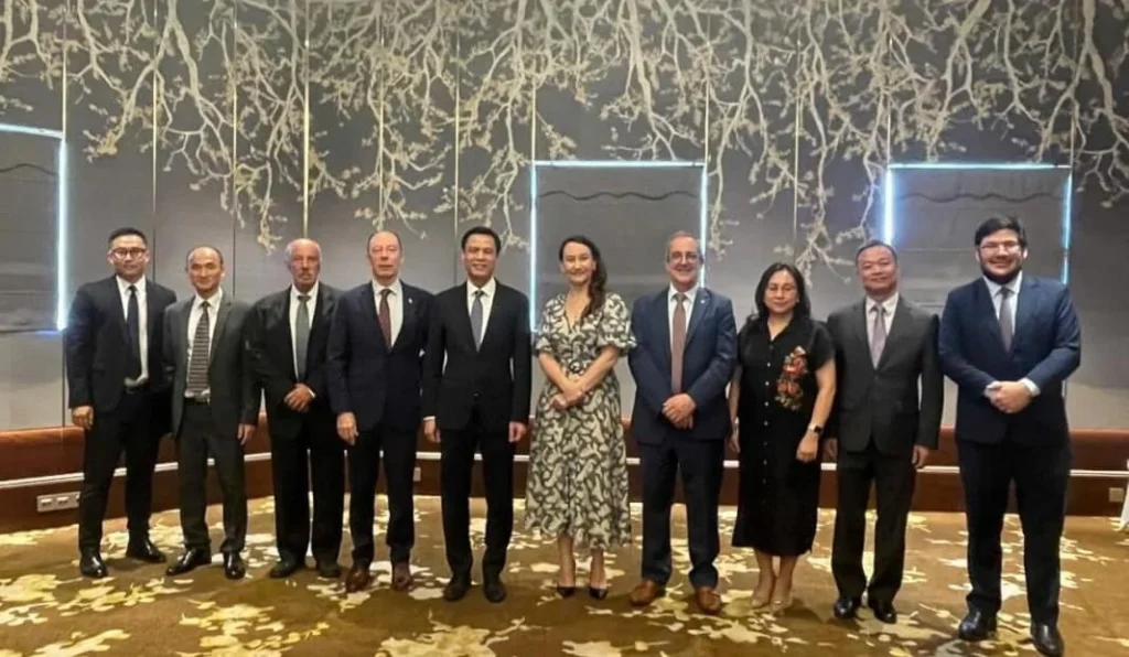 Inale apreció oportunidades para el sector lácteo tras misión oficial en Asia