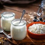 Yogur griego o queso cottage cuál tiene más proteínas y en qué se diferencian