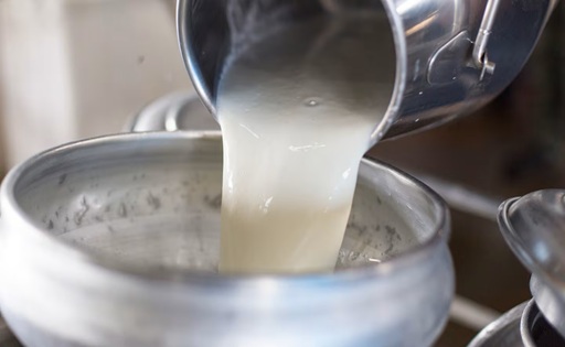 Argentina el litro de leche sube, pero alcanza para cada vez menos