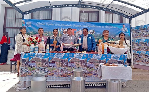 Bolivia Yotala pierde productores y leche tras el cierre de sus principales compradores