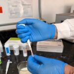 Ecuador: decomisan más de 21.200 litros de leche cruda por antibióticos y aflatoxinas Ecuador decomisan más de 21.200 litros de leche cruda por antibióticos y aflatoxinas