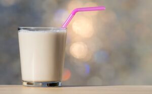 Lactalis gana en España un pleito clave por el uso de fresca en una bebida pasteurizada