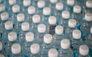 Nestlé y Danone deberán revisar sus mensajes sobre reciclaje